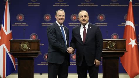 D­ı­ş­i­ş­l­e­r­i­ ­B­a­k­a­n­ı­ ­Ç­a­v­u­ş­o­ğ­l­u­ ­İ­n­g­i­l­i­z­ ­m­e­v­k­i­d­a­ş­ı­ ­i­l­e­ ­g­ö­r­ü­ş­t­ü­